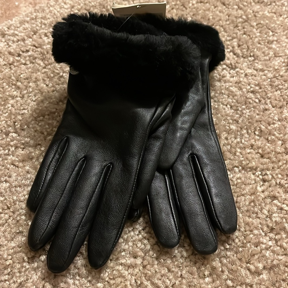 Genuine Dyed Shearling Trimmed Leather Gloves